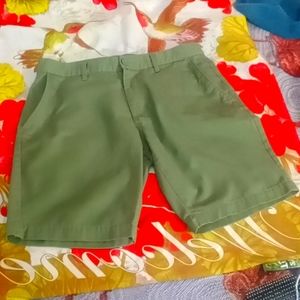 RVCA Week-end Chino Mens Shorts 34”. Olive color.